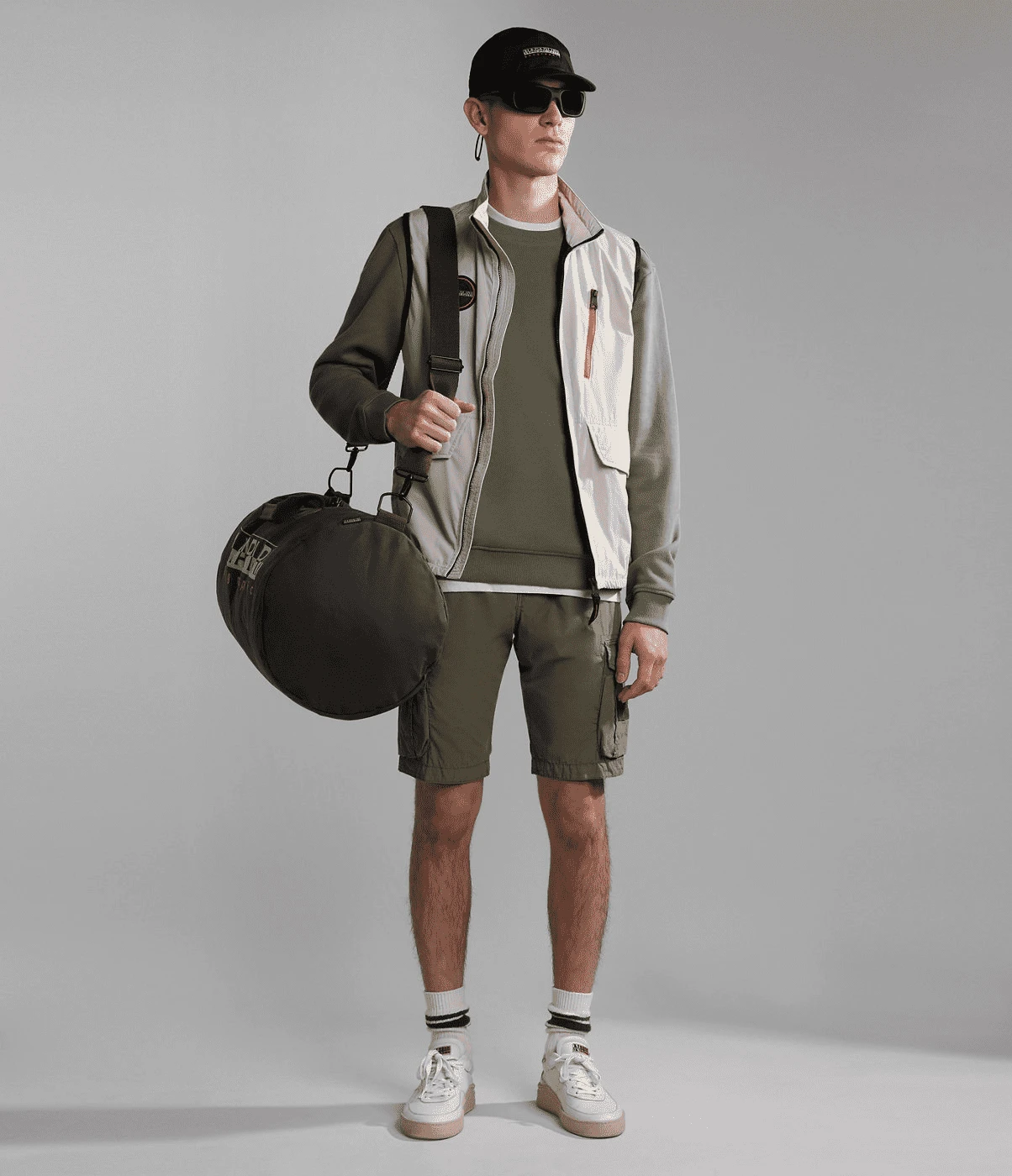 SHORT DA UOMO NAPAPIJRI N-NOVAS GREEN LICHEN NP0A4G5H GAE 4 SHORT DA UOMO NAPAPIJRI N-NOVAS GREEN LICHEN NP0A4G5H GAE - immagine 4