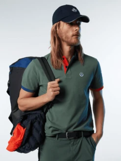 POLO DA UOMO NORTH SAILS GRAPHIC MILITARY GREEN 692398 0813 8 POLO DA UOMO NORTH SAILS GRAPHIC MILITARY GREEN 692398 0813 -Attiva Moda Negozio 0075843 polo da uomo north sails graphic military green 692398 0813