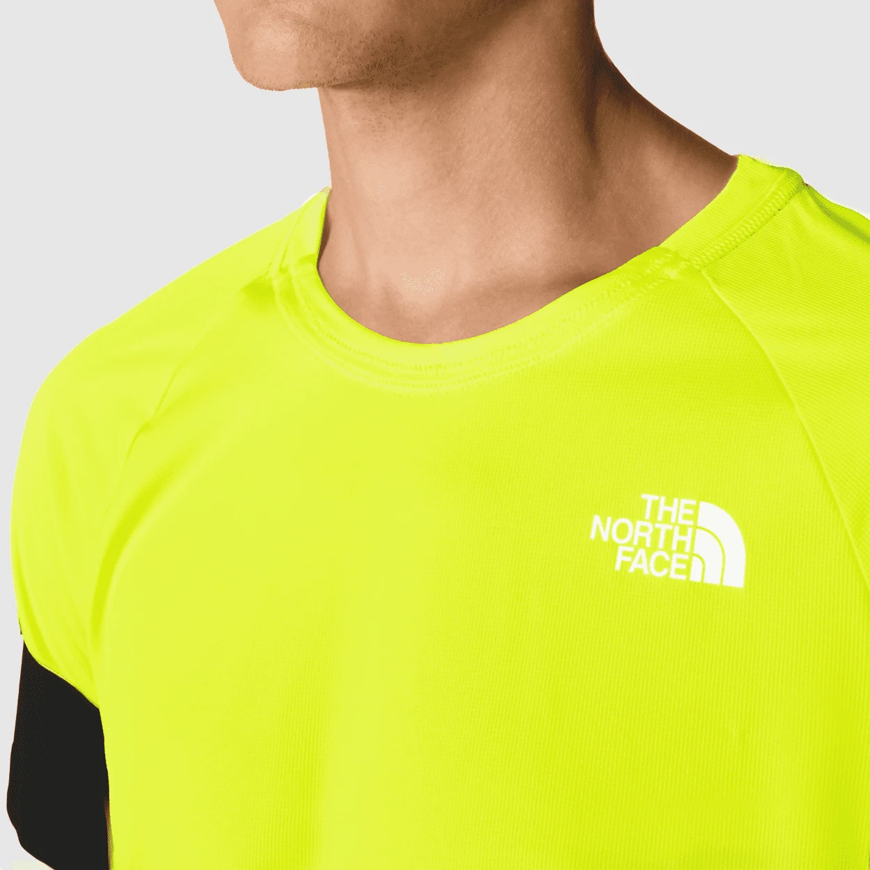 T-SHIRT A MANICA CORTA DA UOMO THE NORTH FACE BOLT TECH TEE LEDYELLBLK NF0A825G FM9 9 T-SHIRT A MANICA CORTA DA UOMO THE NORTH FACE BOLT TECH TEE LEDYELLBLK NF0A825G FM9 - immagine 9