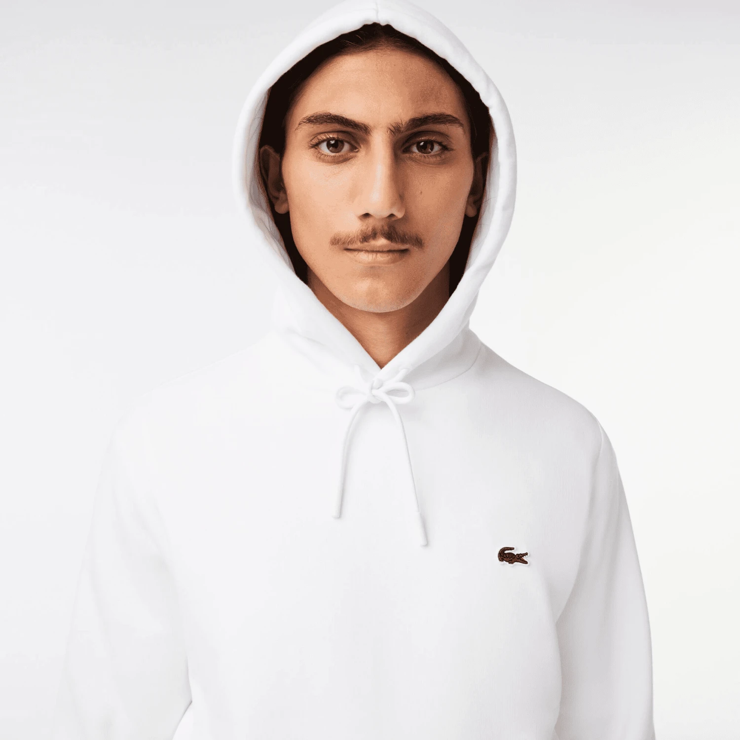 FELPA CON CAPPUCCIO DA UOMO LACOSTE SH9623 001 3 FELPA CON CAPPUCCIO DA UOMO LACOSTE SH9623 001 - immagine 3